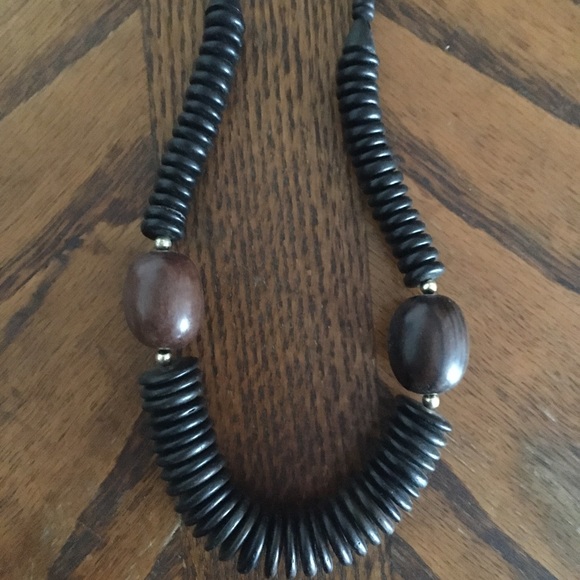 Wooden chunky large boho unique brown and black beaded vintage necklace - Picture 3 of 6